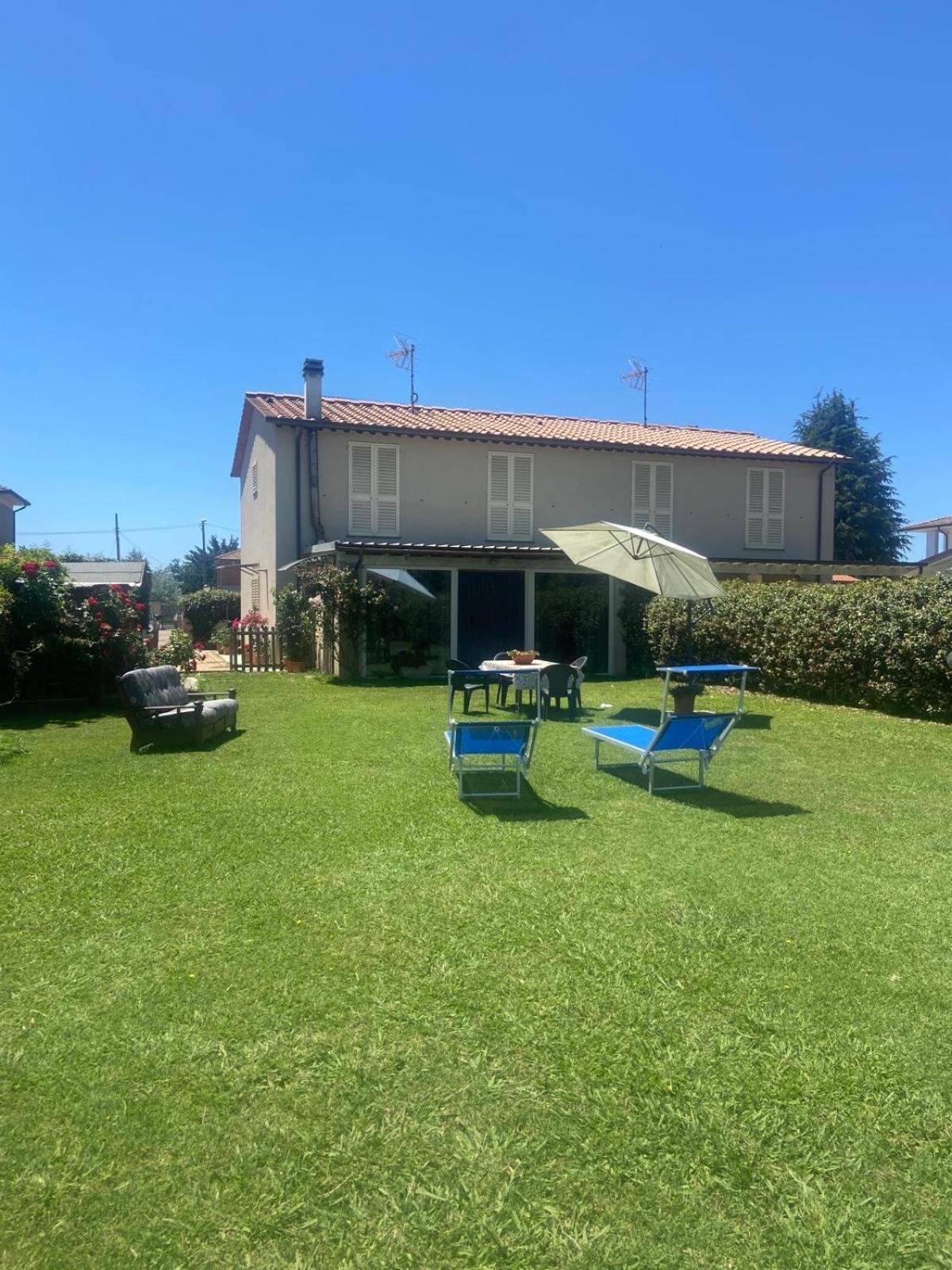 卢卡Casa Ariel别墅 外观 照片
